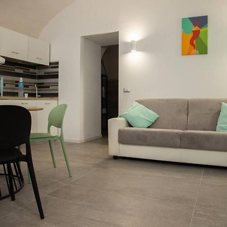 Intero Alloggio - Chiaia Napoli Esterno foto